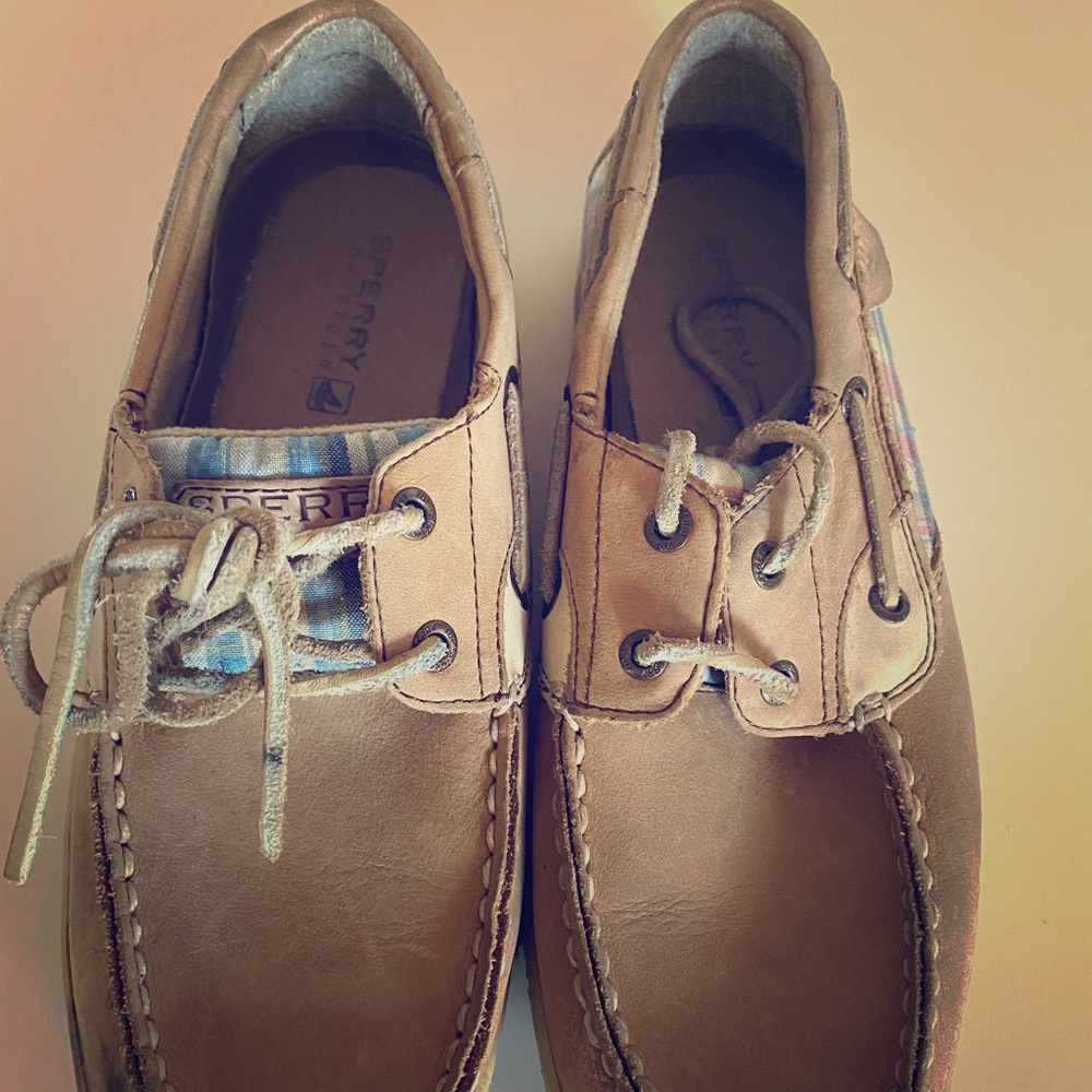 Sperry boat shoe